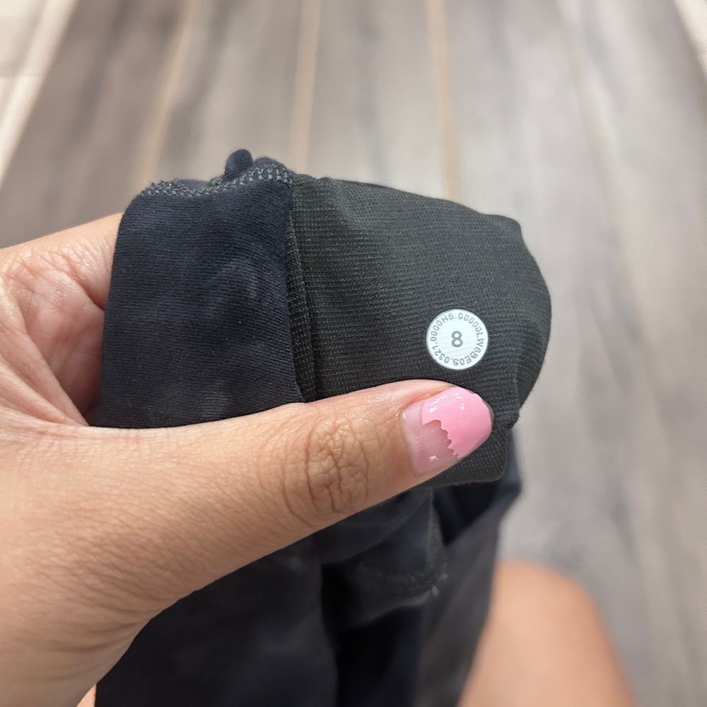 Lululemon Align High Rise Crop 21” - Picture 3 of 3